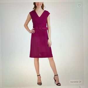 Donna Ricco faux suede pleated back shift dress size 6 burgundy